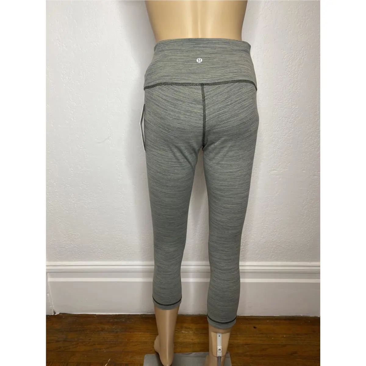Lululemon clothing - Gray 1