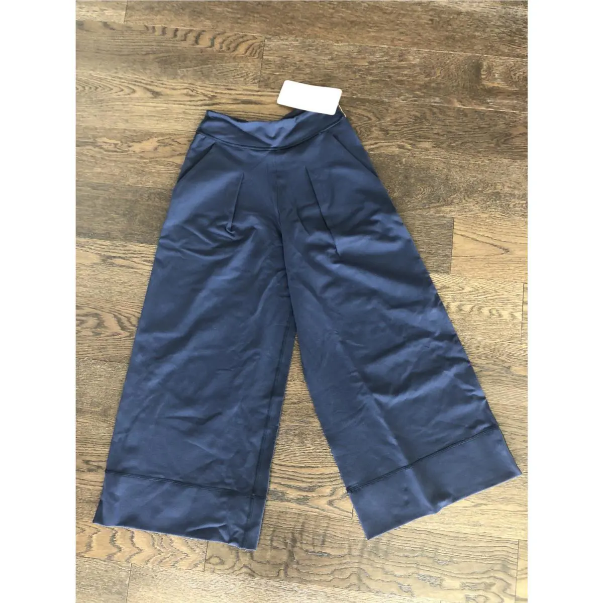 Lululemon clothing - Deep Navy 1