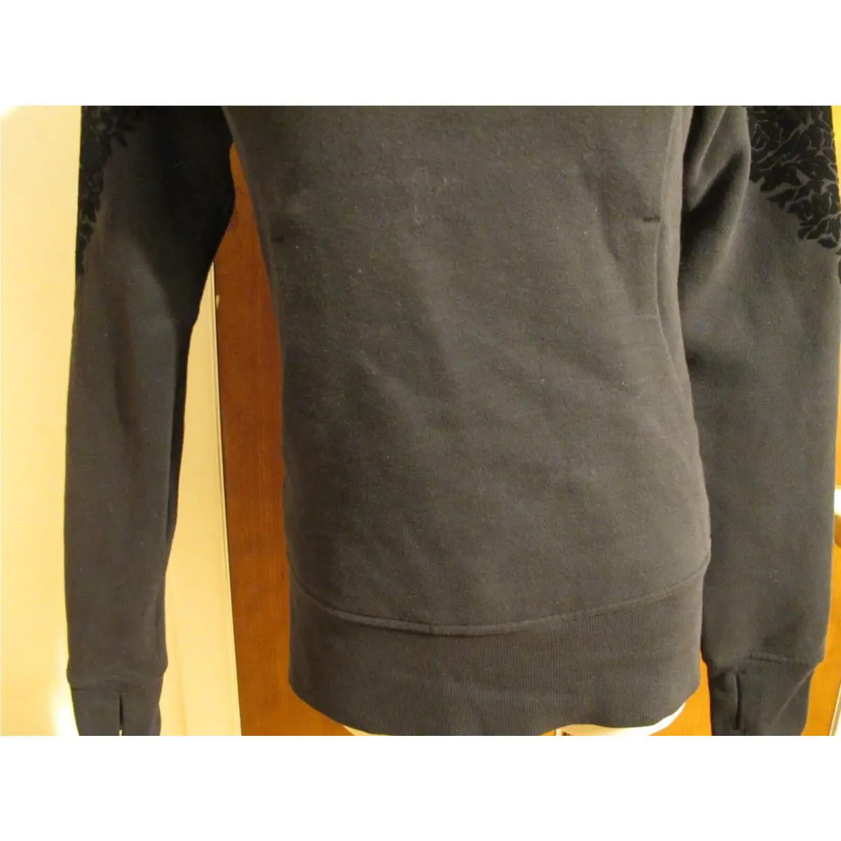 Lululemon clothing - Black 1