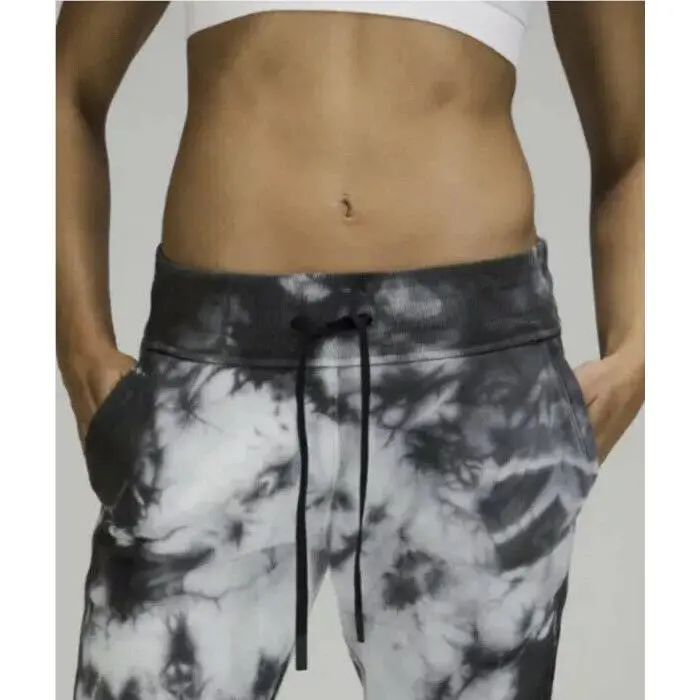 Lululemon clothing - Earth Dye Stone 2