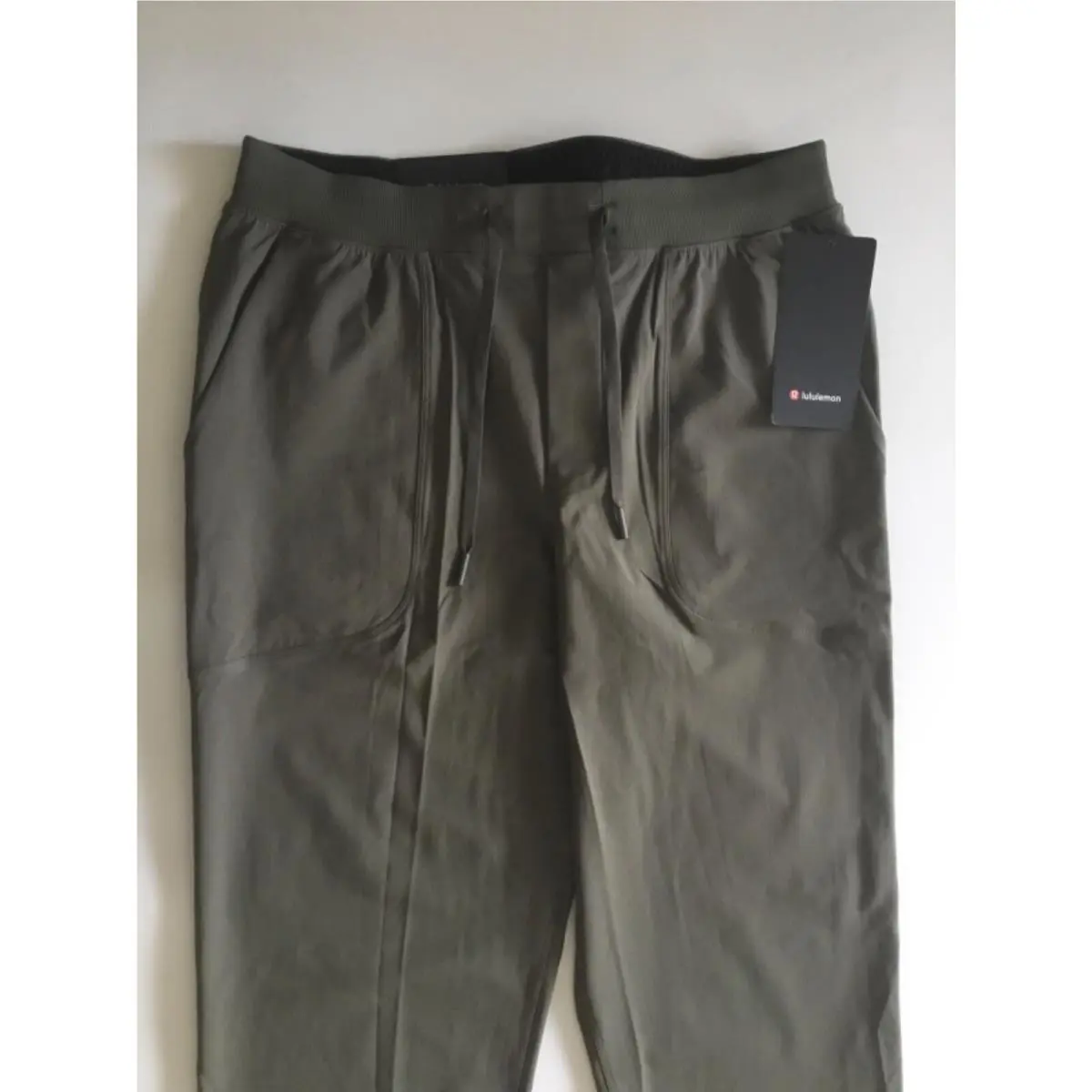 Lululemon clothing - Green 3
