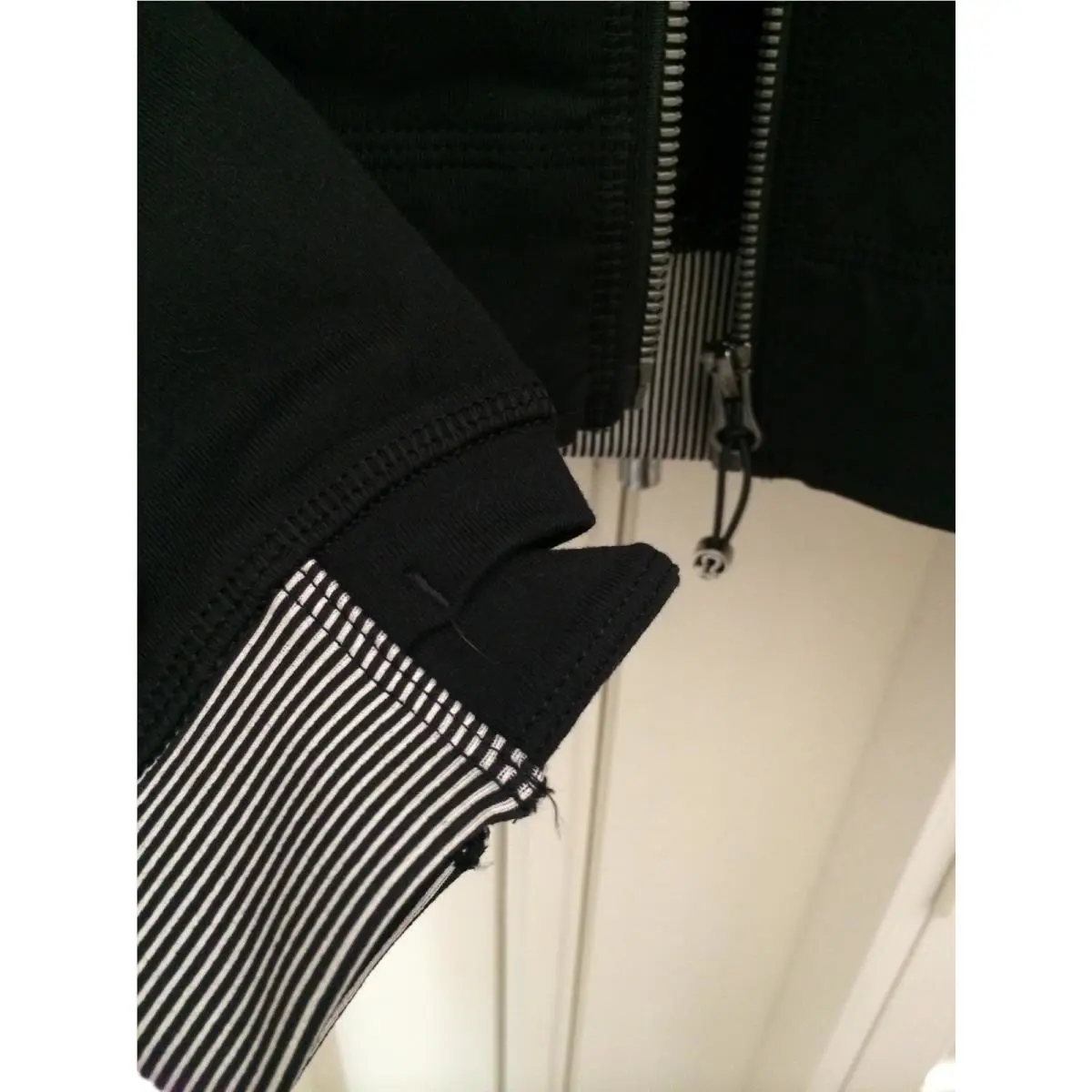 Lululemon clothing - Black 2