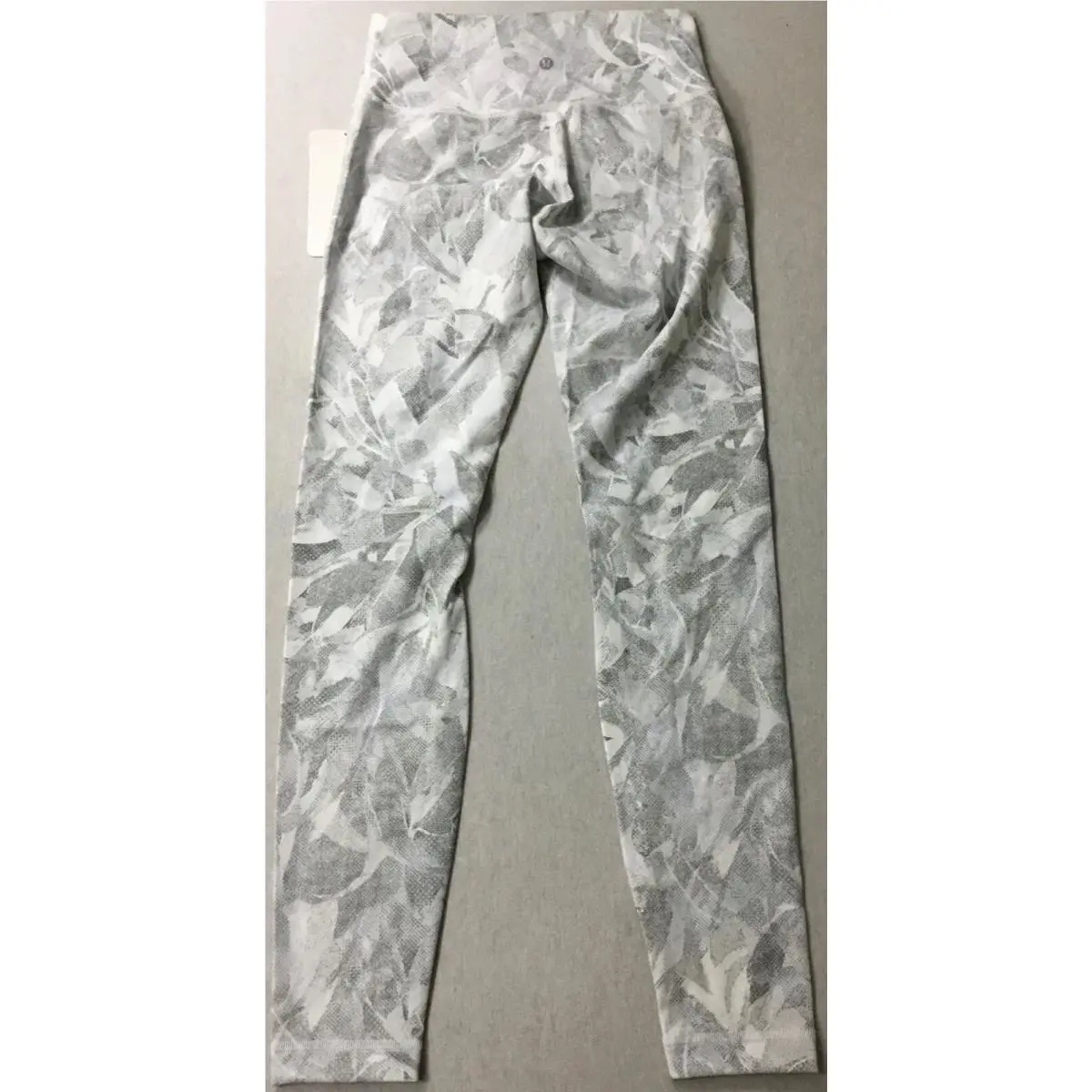 Lululemon clothing - White 1
