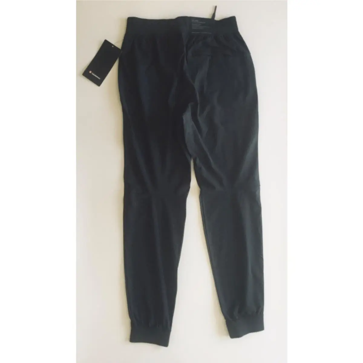 Lululemon clothing - Obsidian 4