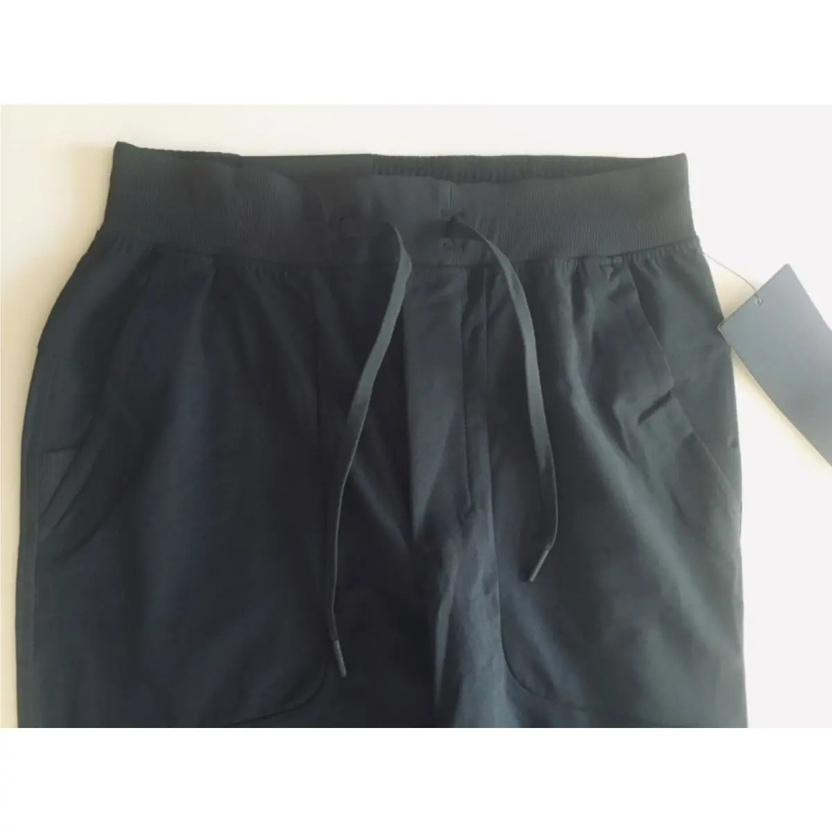 Lululemon clothing - Obsidian 0