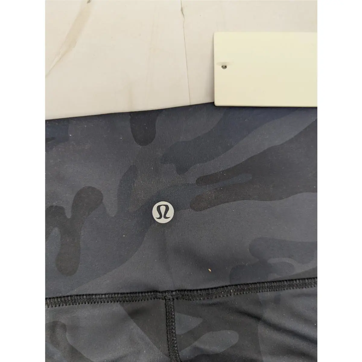 Lululemon clothing - Black 2