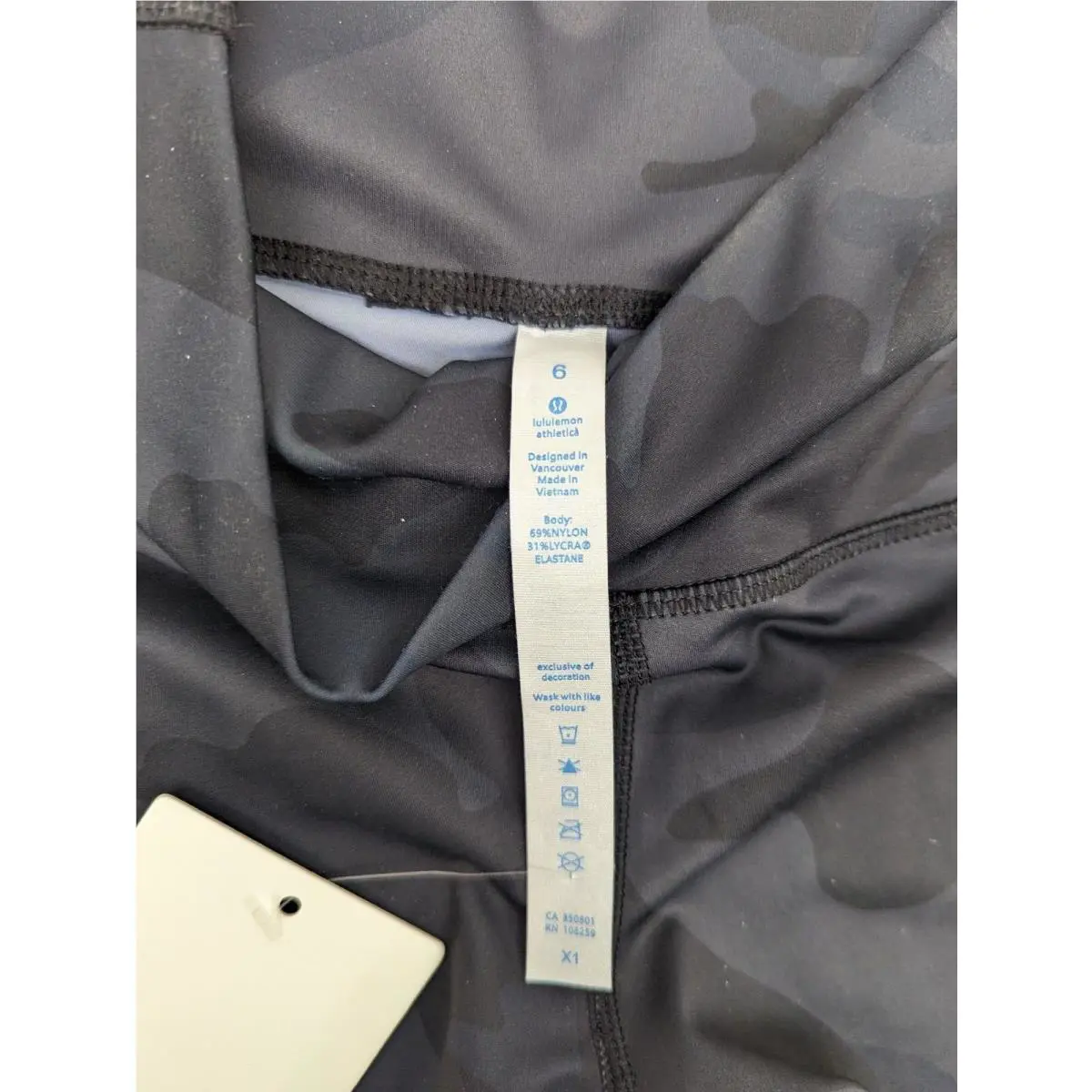 Lululemon clothing - Black 3