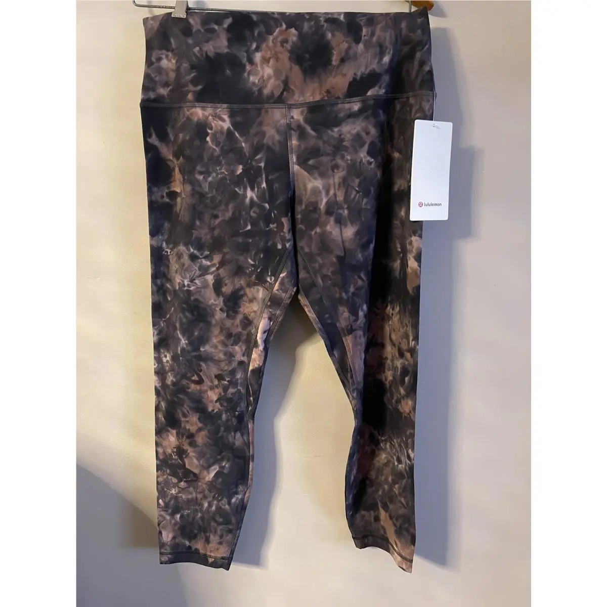 Lululemon clothing - Multi 0