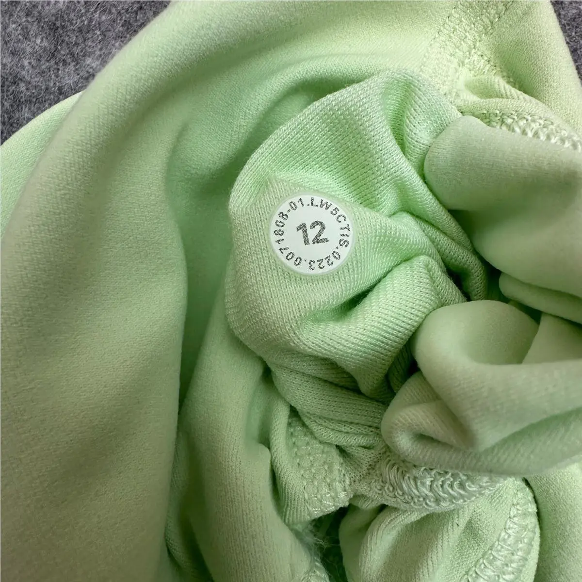 Lululemon clothing - Green 5