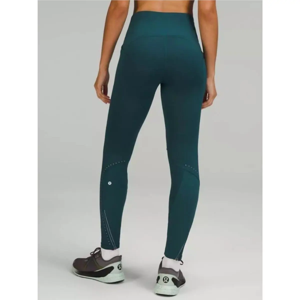 Lululemon clothing - Green 1
