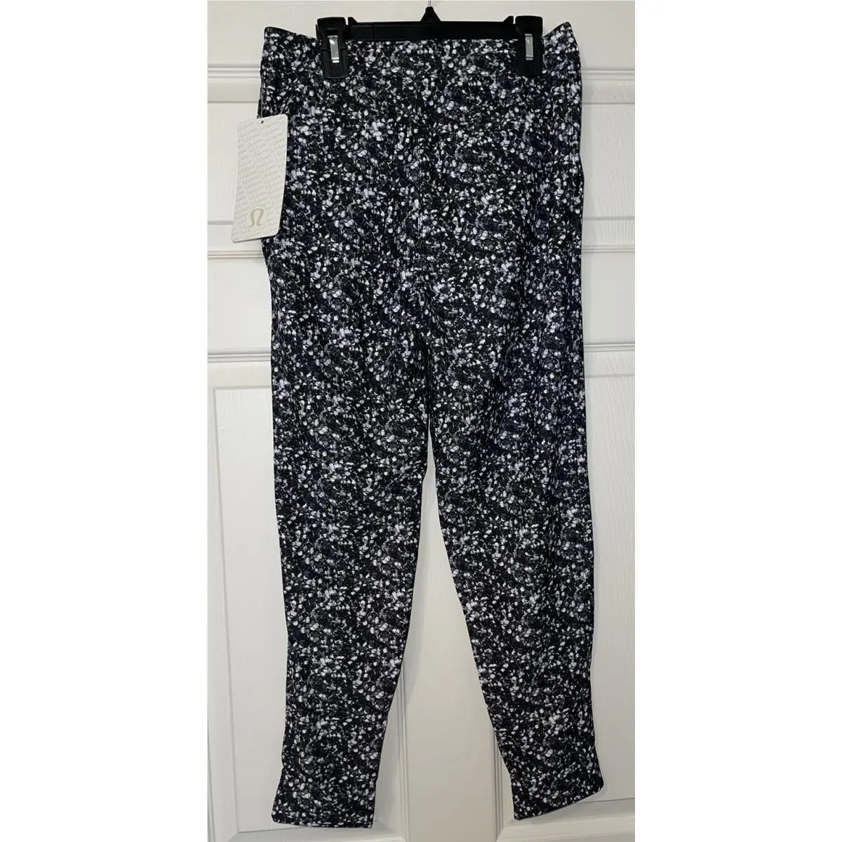 Lululemon clothing - Black Gray 9