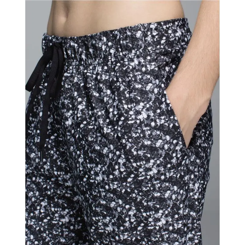 Lululemon clothing - Black Gray 0