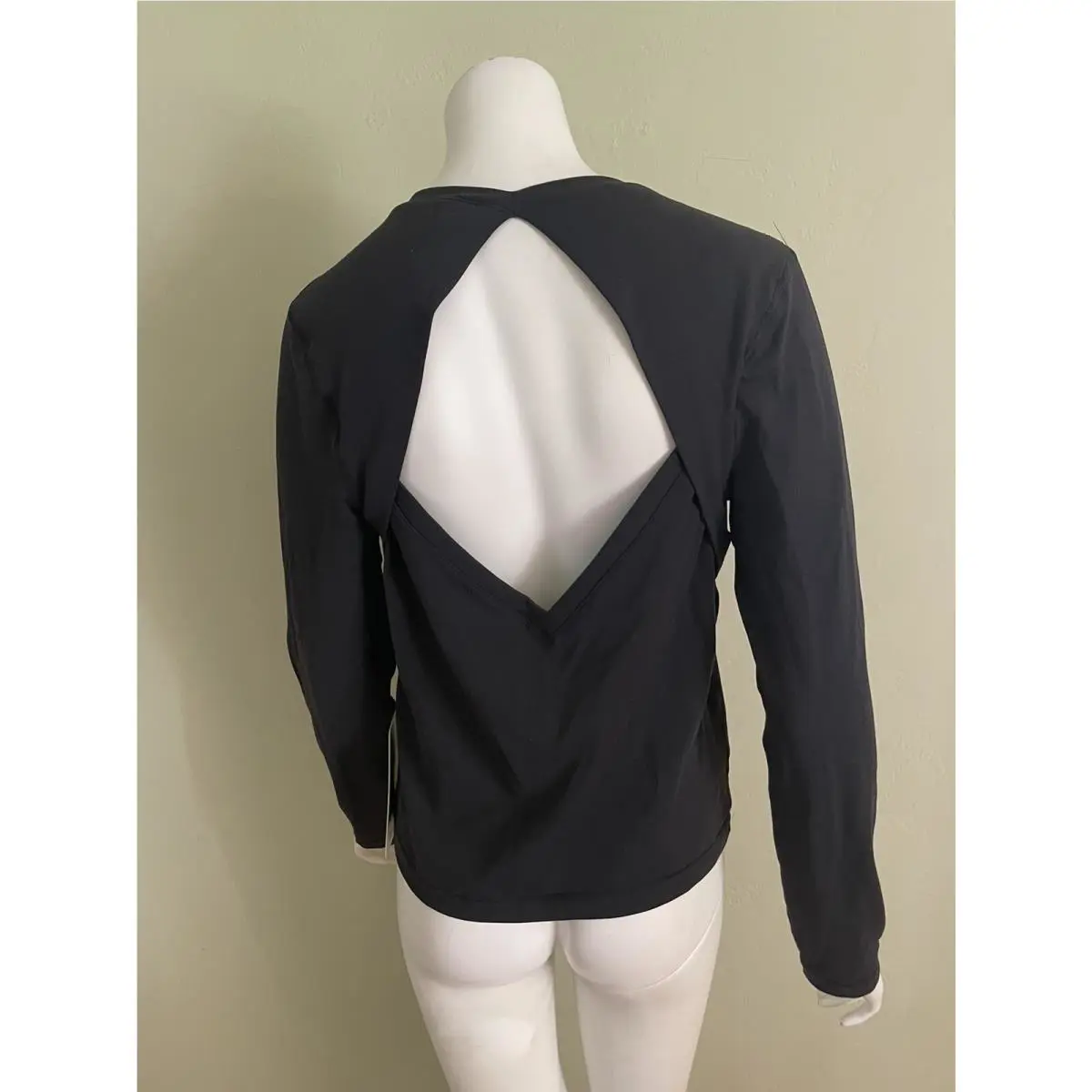 Lululemon clothing - Black 1