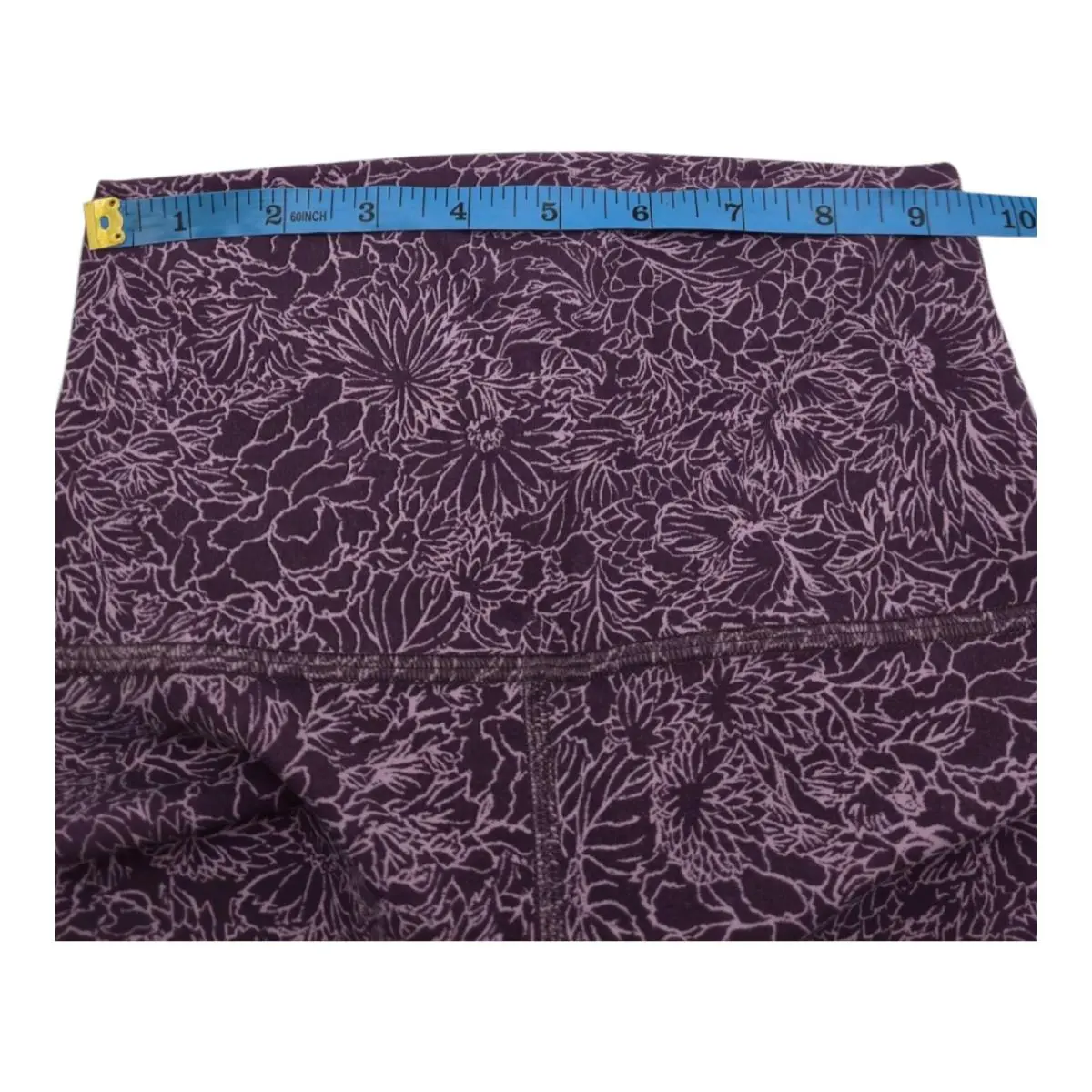 Lululemon clothing - arqe 4