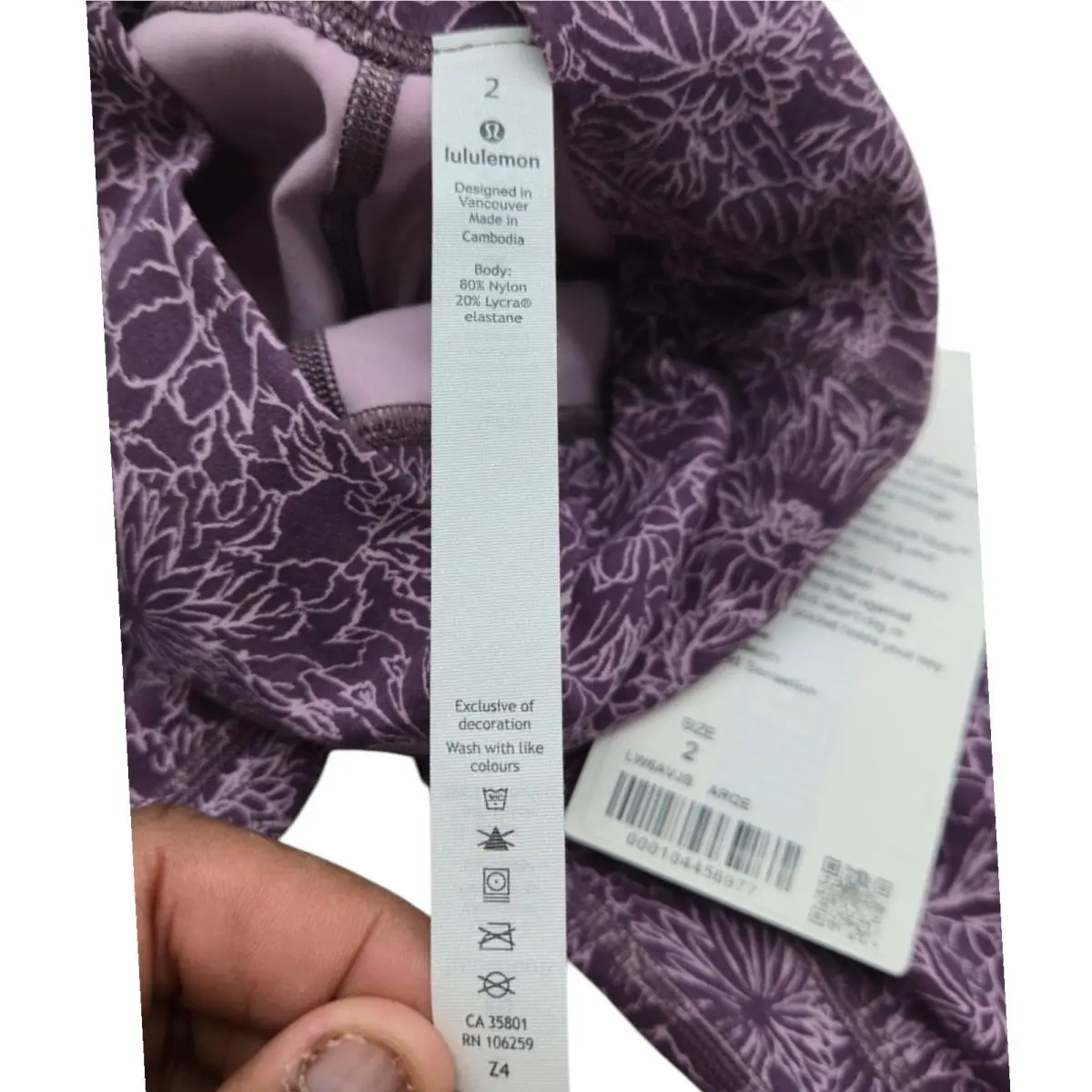 Lululemon clothing - arqe 6