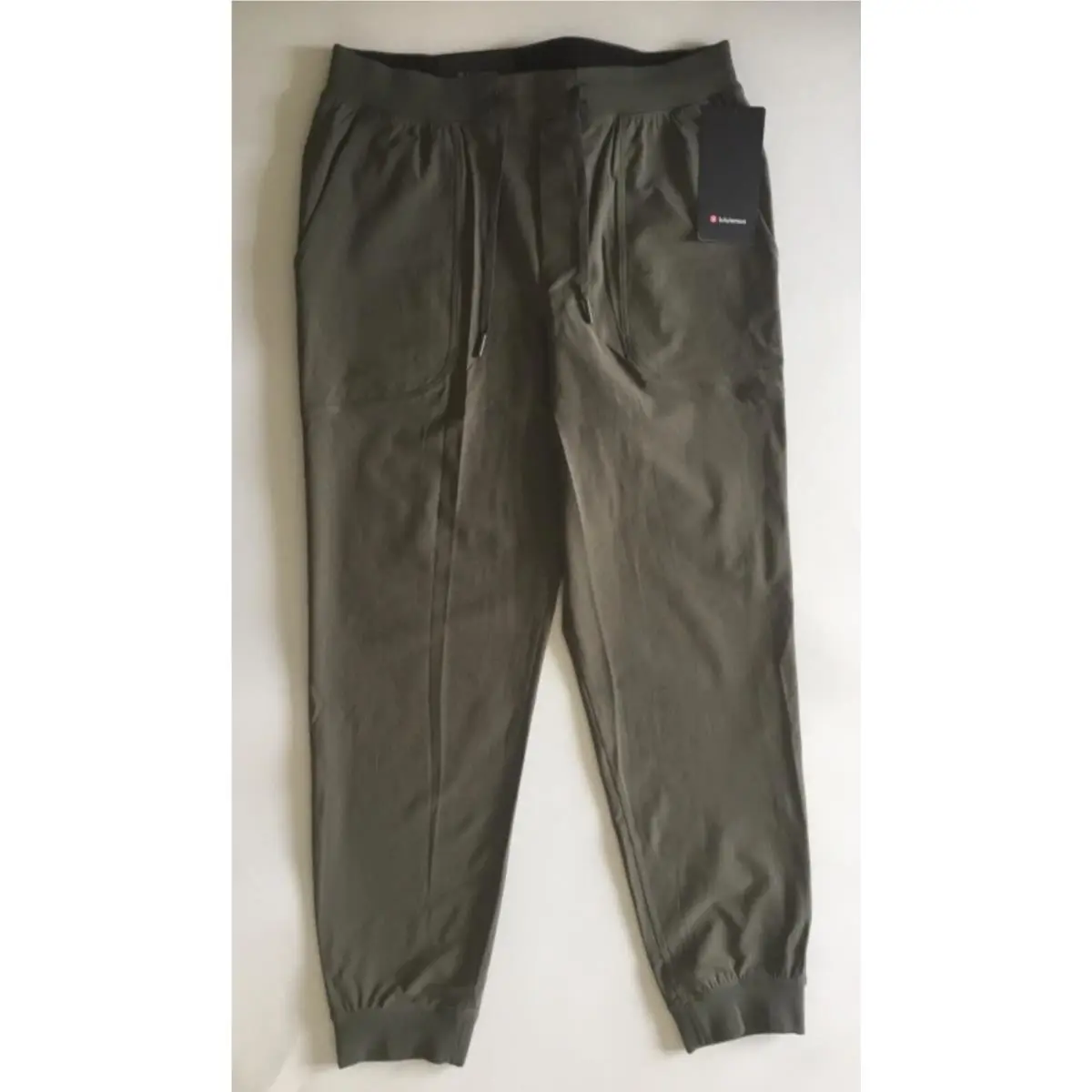 Lululemon clothing - Green 2