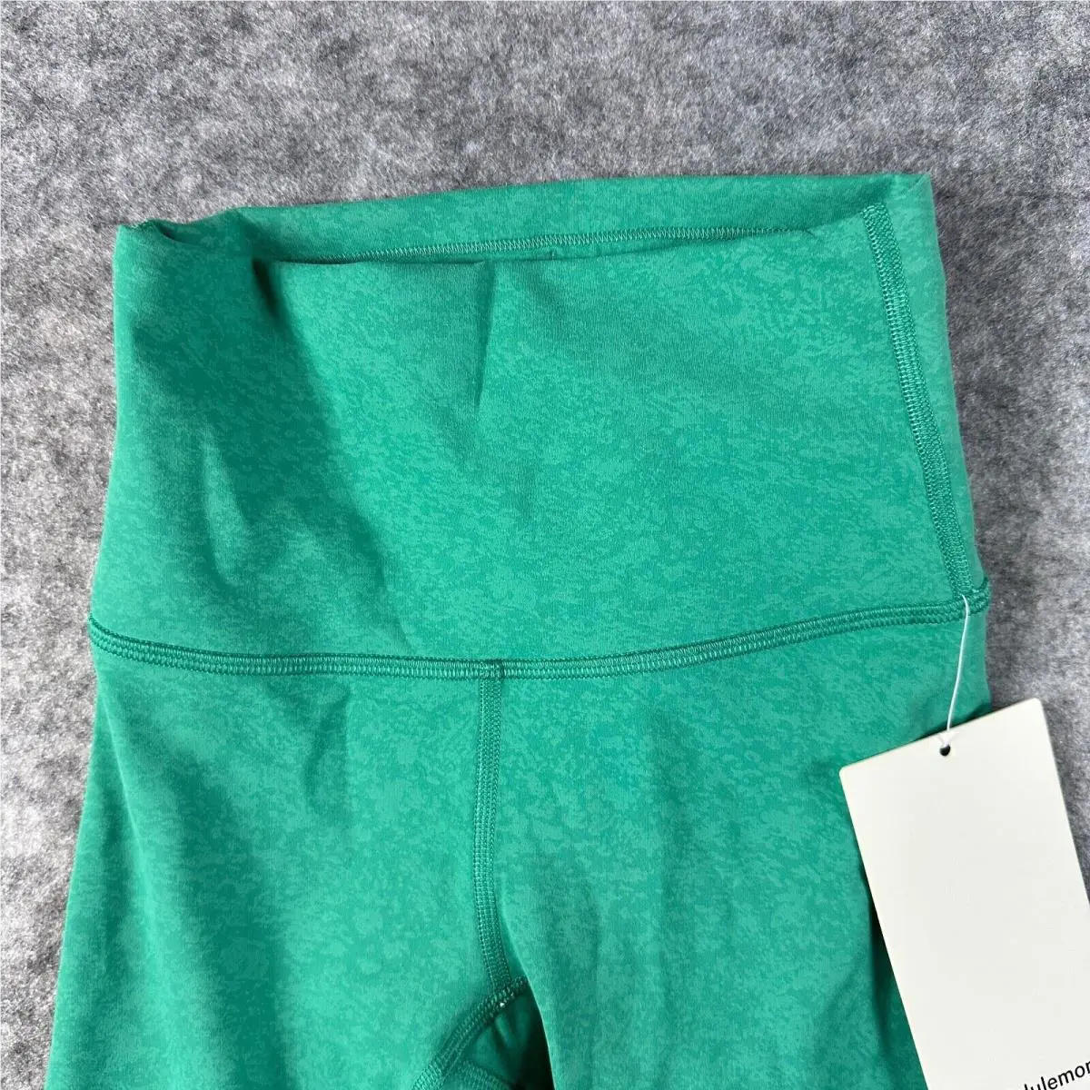 Lululemon clothing - Green 1