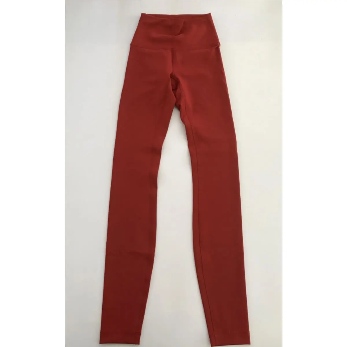 Lululemon clothing - Cayenne 4