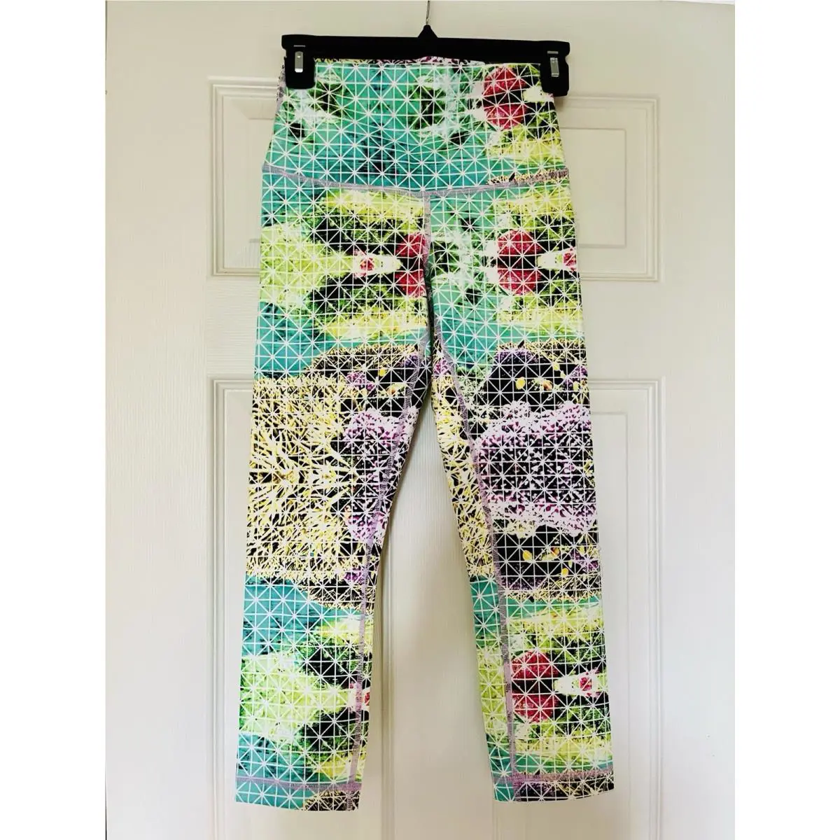 Lululemon clothing - Green 2