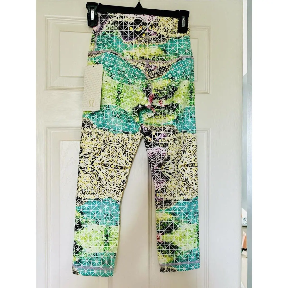 Lululemon clothing - Green 3