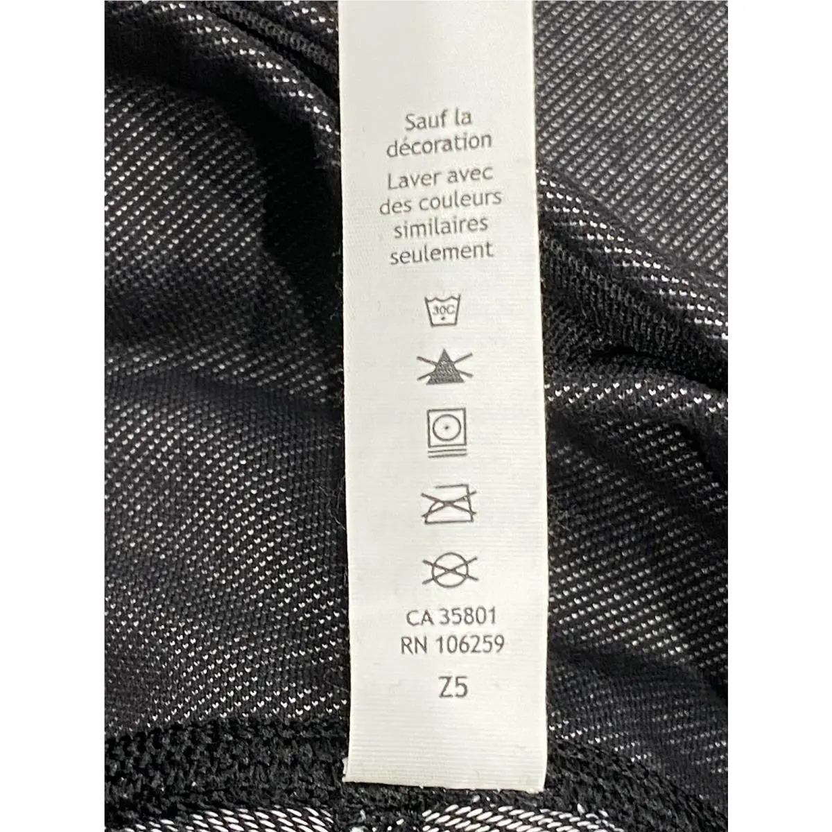Lululemon clothing - LW5BRLS - LW5BRLS - Black 16