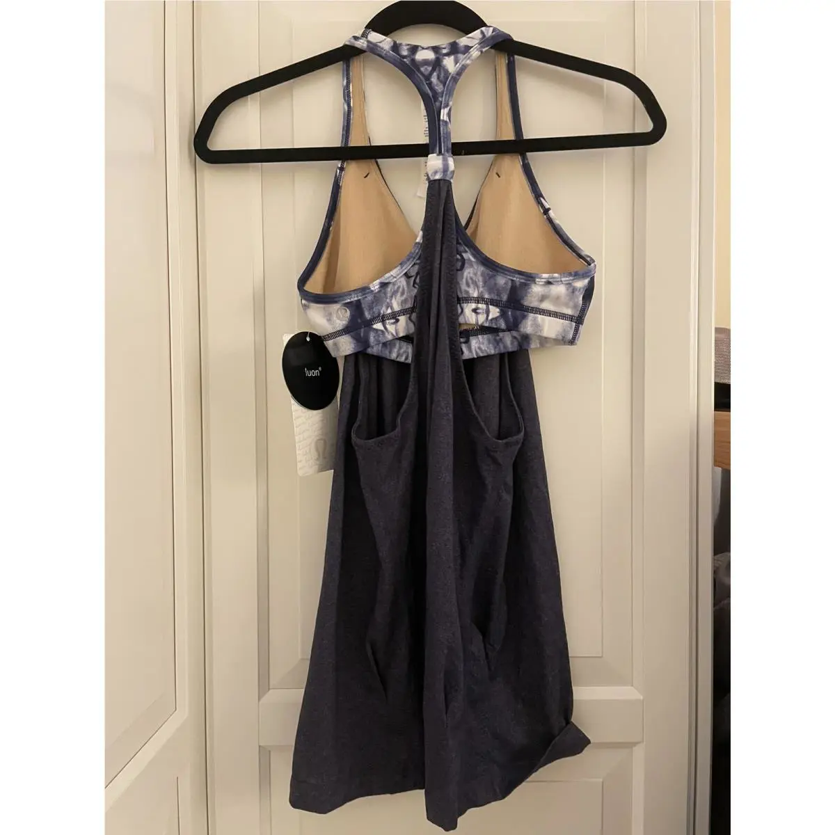 Lululemon clothing - White 2
