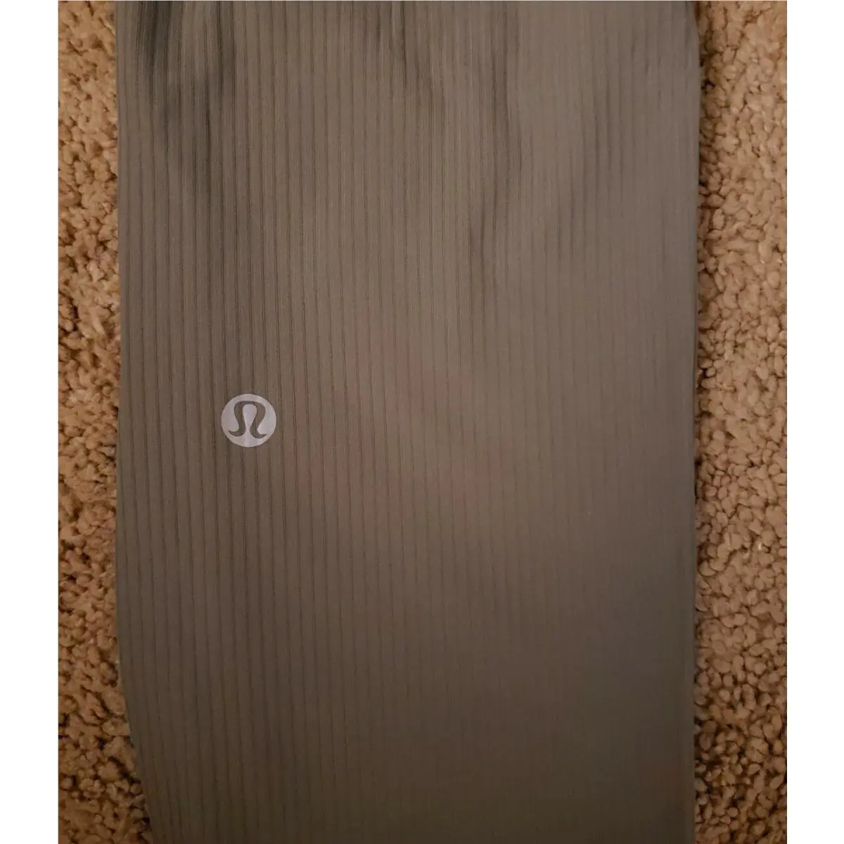 Lululemon clothing - Rover 4