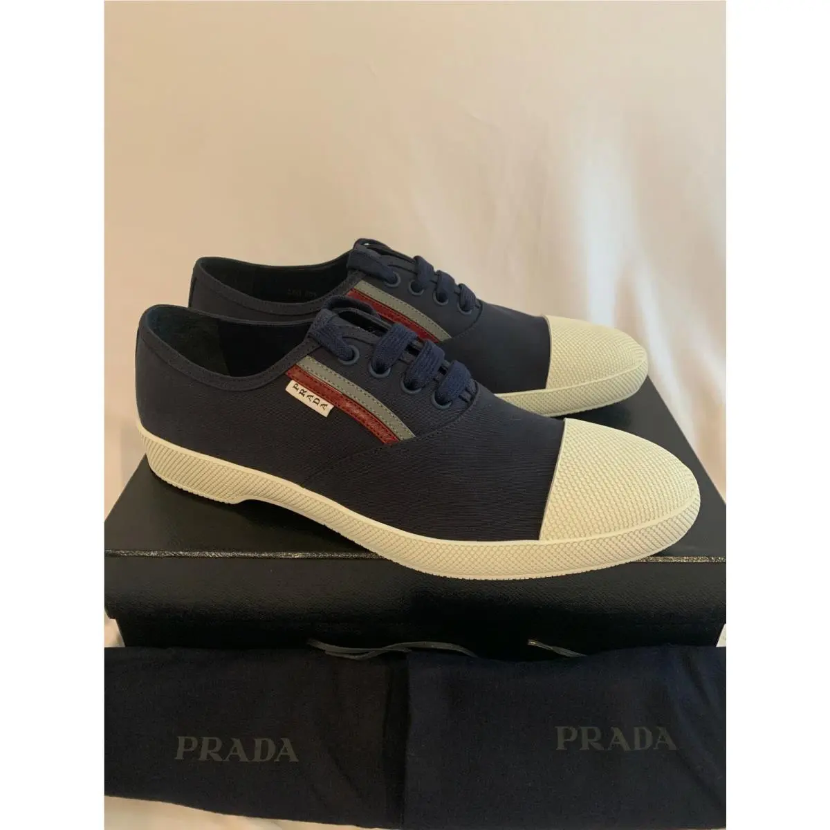 Prada Mens Cap Toe Lace Up Casual Oxford Sneakers Size US 11 Navy