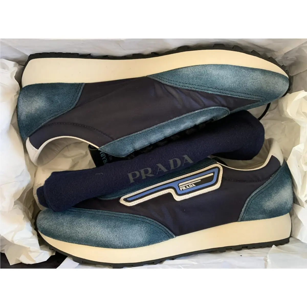 Prada 2EG276 Men`s Blue Suede Stripe Logo Sneaker Made in Italy Sz 7 / US 8