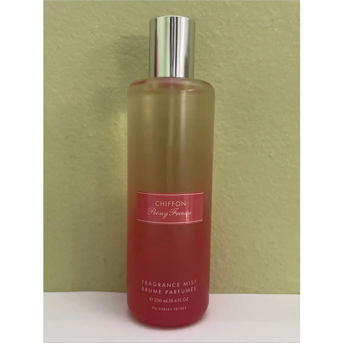 1 Victoria`s Secret Chiffon Peony Freesia Fragrance Mist 8.4oz/250ml