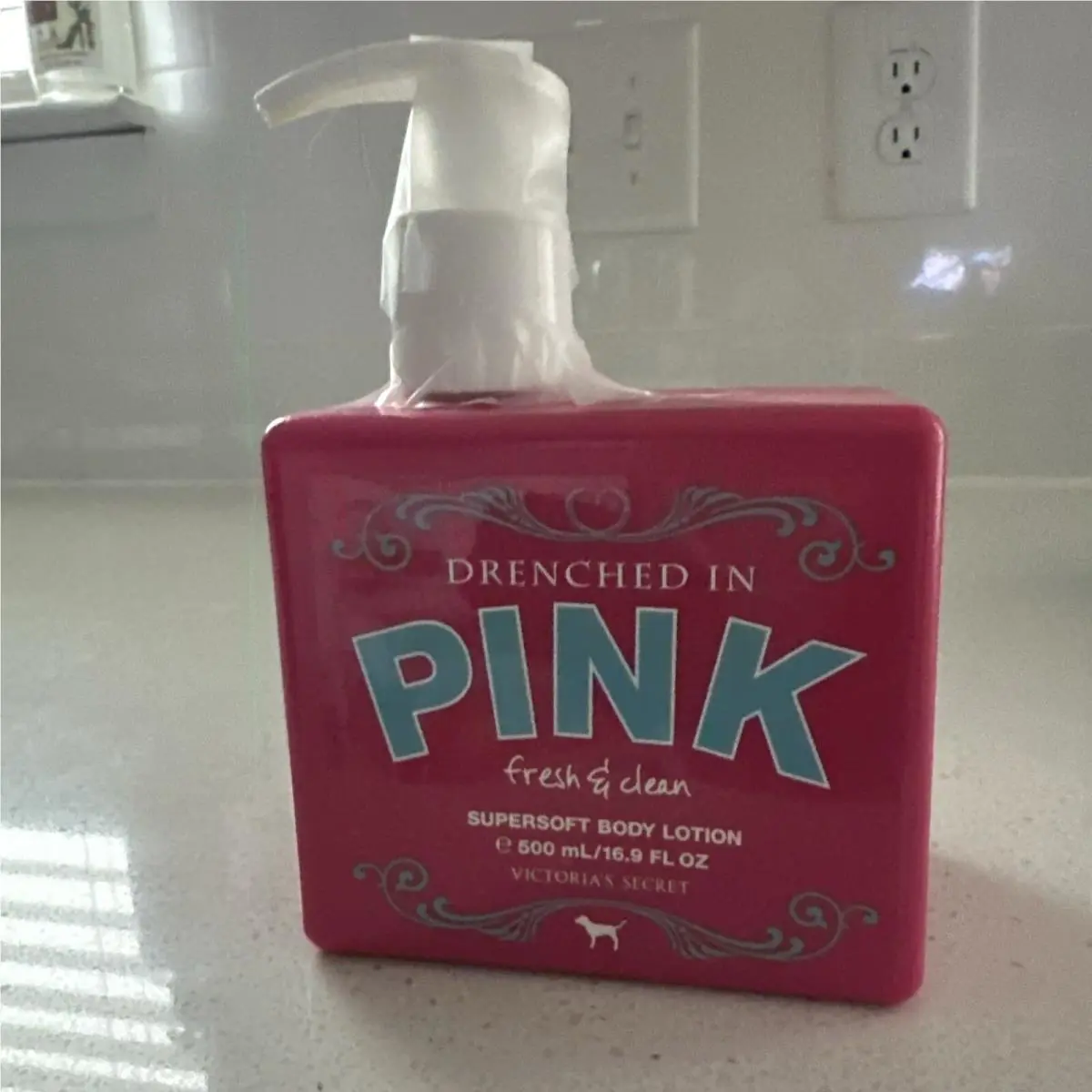 Victoria Secret Drenched In Pink Fresh Clean Supersoft Body Lotion 16.9oz