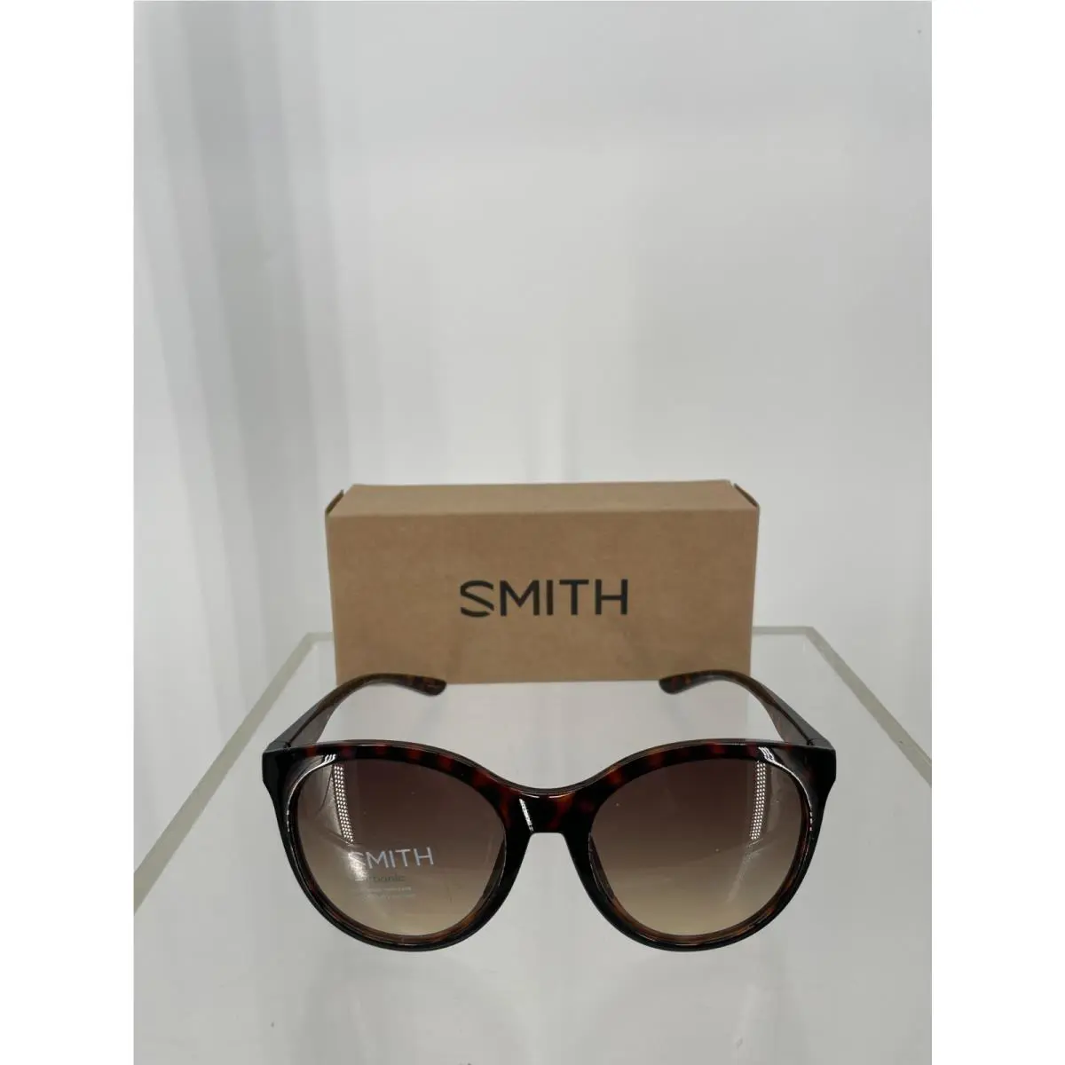 Smith Unisex Bayside Sunglasses W/carbonic Brown Gradient Lenses Tortoise Frame