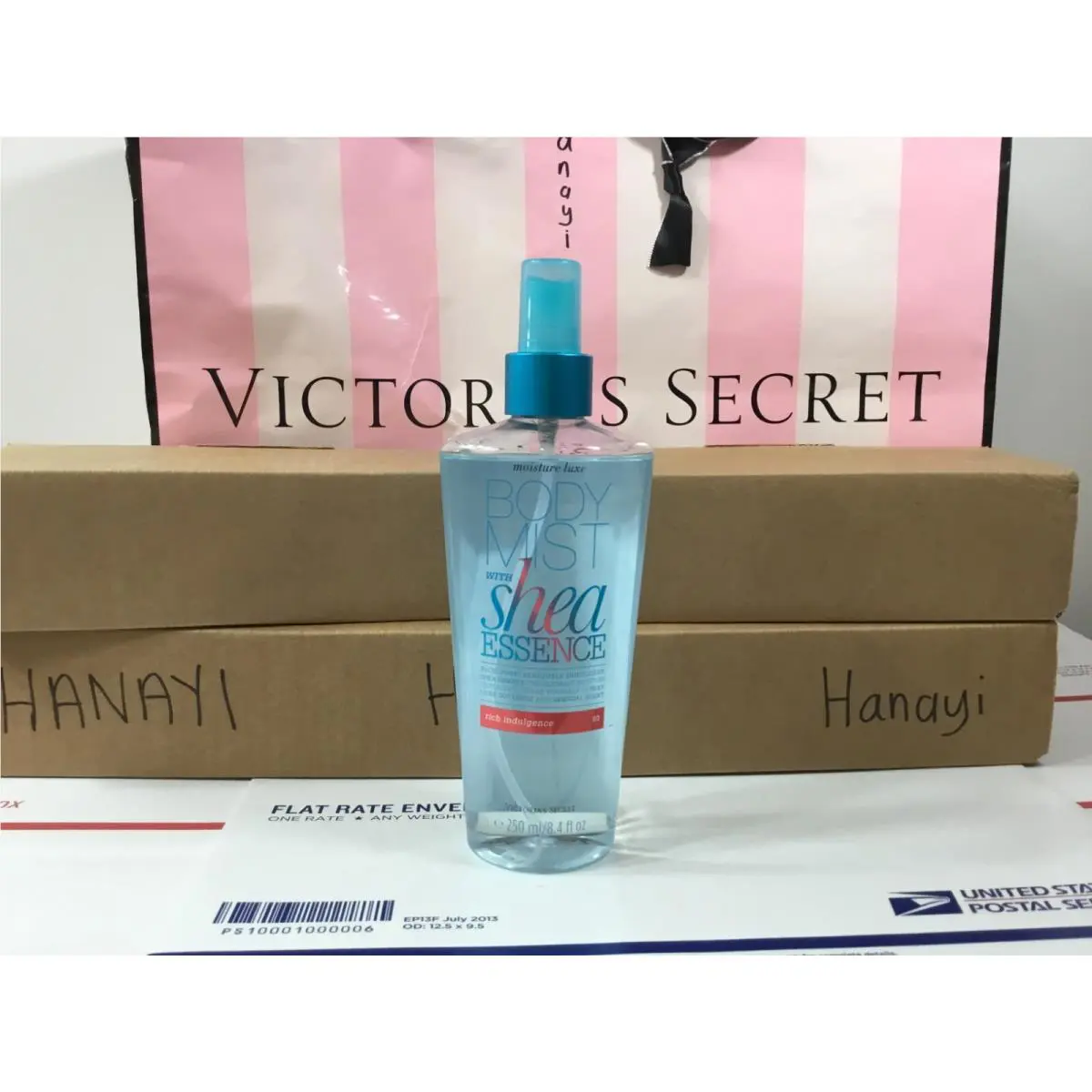 Victoria`s Secret Rich Indulgence Shea Essence Fragrance Mist Splash 8.4 OZ