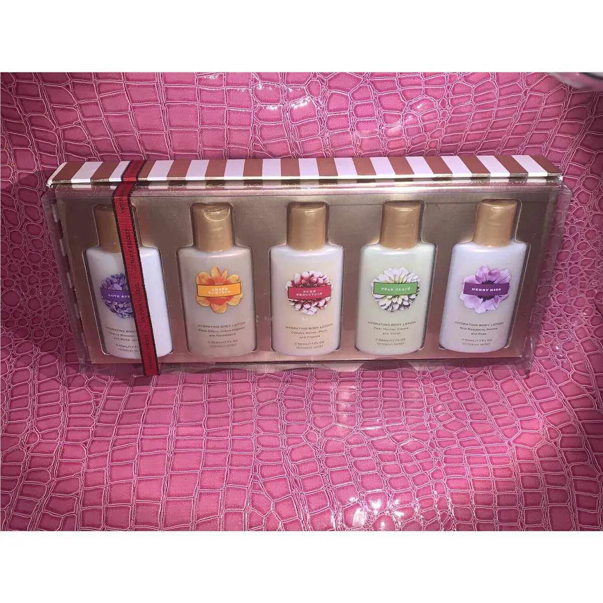 Vintage Victoria’s Secret 5 Mini Hydrating Body Lotion 2 Oz Each Gift Box -rare