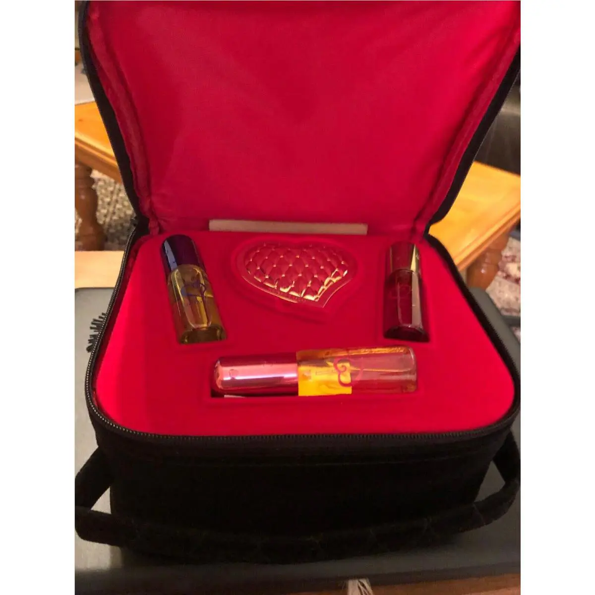 Victoria`s Secret Rapture Encounter Classic Victoria 0.5 Oz Perfume Gift Set-new