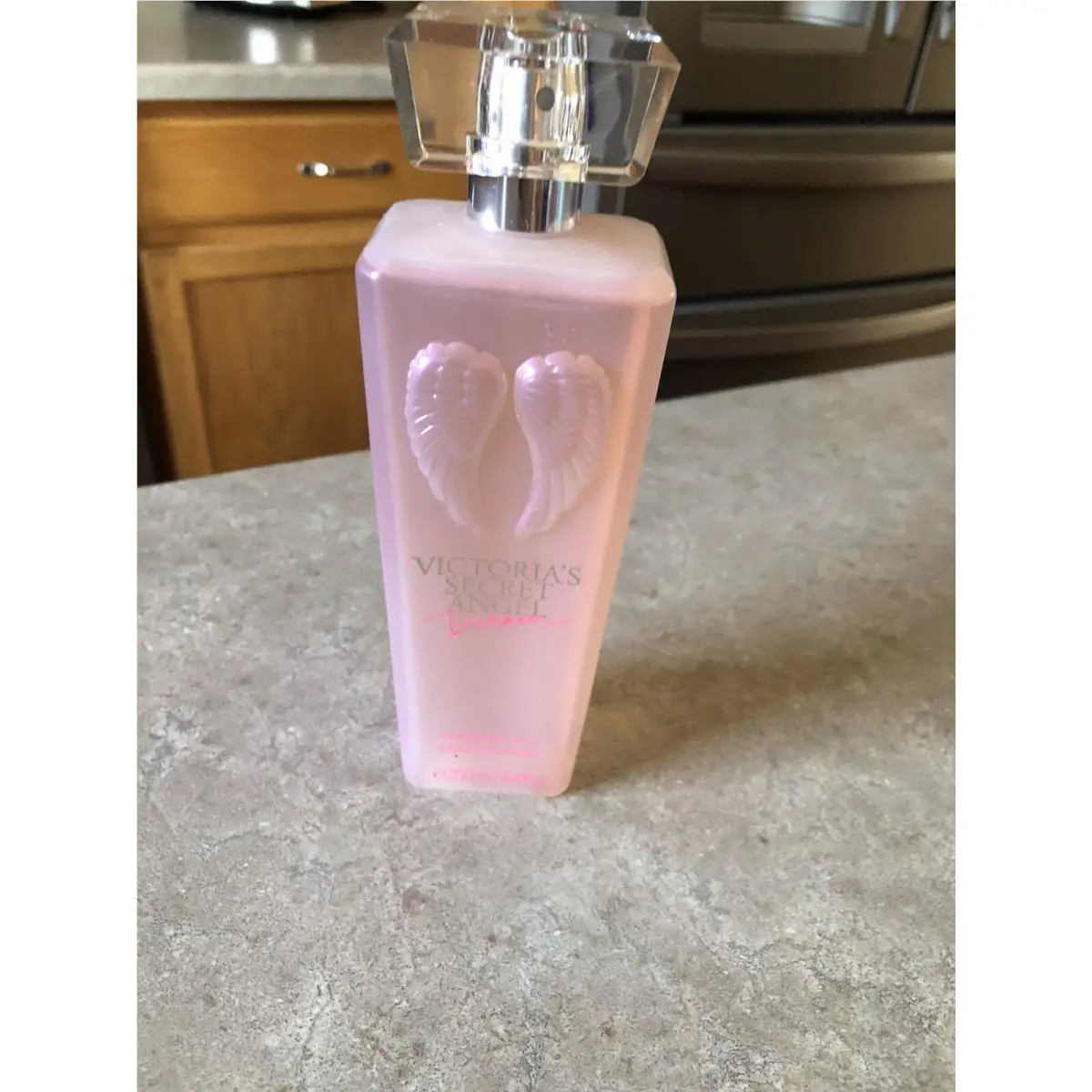 Victoria`s Secret Angel Dream Fragrance Mist 8.4 oz by Victoria's Secret