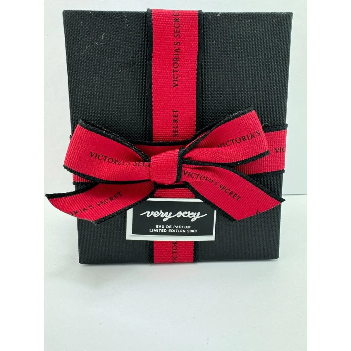 Victoria`s Secret Very Sexy Limited Edition 2008 Eau De Parfum 3.4 oz 100 ml