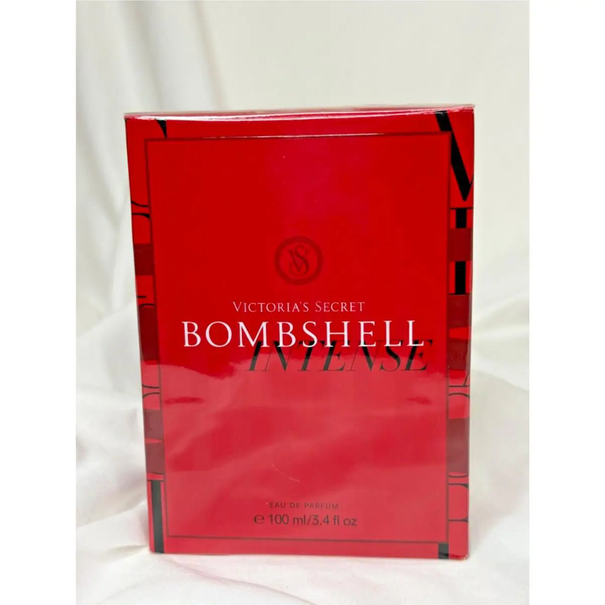 Victoria`s Secret Bombshell Intense Eau De Parfum Spray 100ml by Victoria's Secret