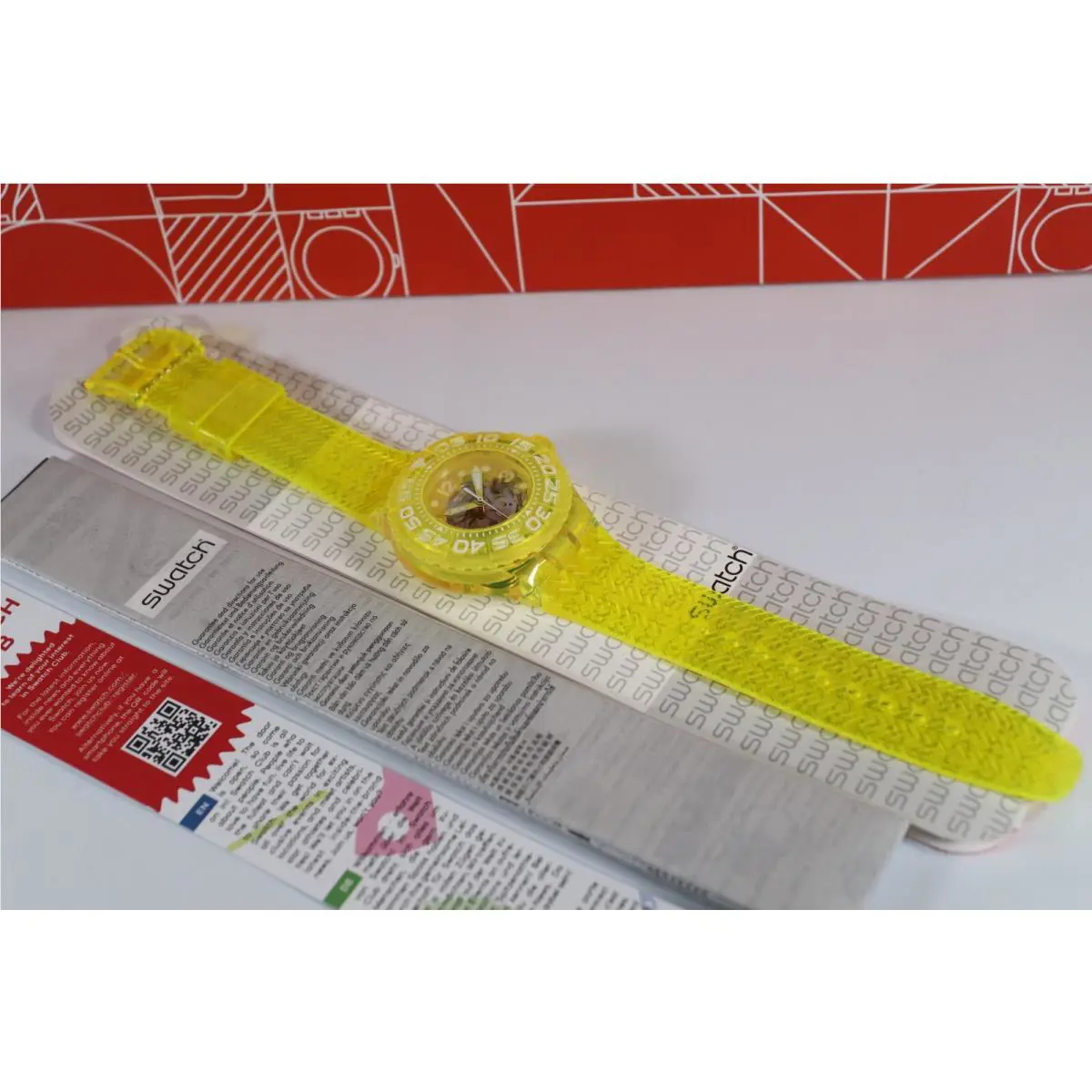 Swatch Yellow Lemon Profond Skeleton Dial Translucent Lemon Yellow Watch Swi