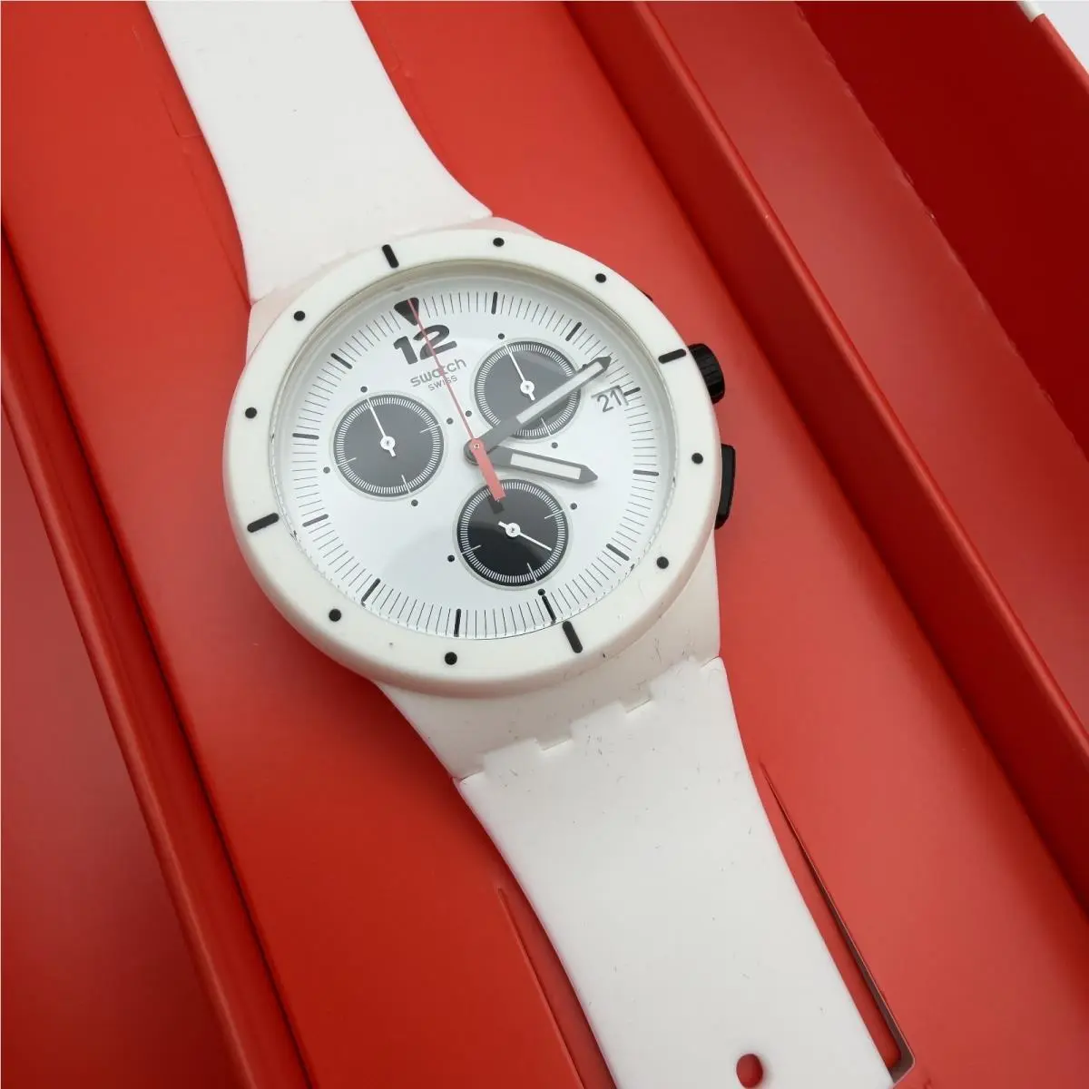 Swatch Why Again SUSW406 Chronograph White Silicone Swiss Quartz Watch 42mm