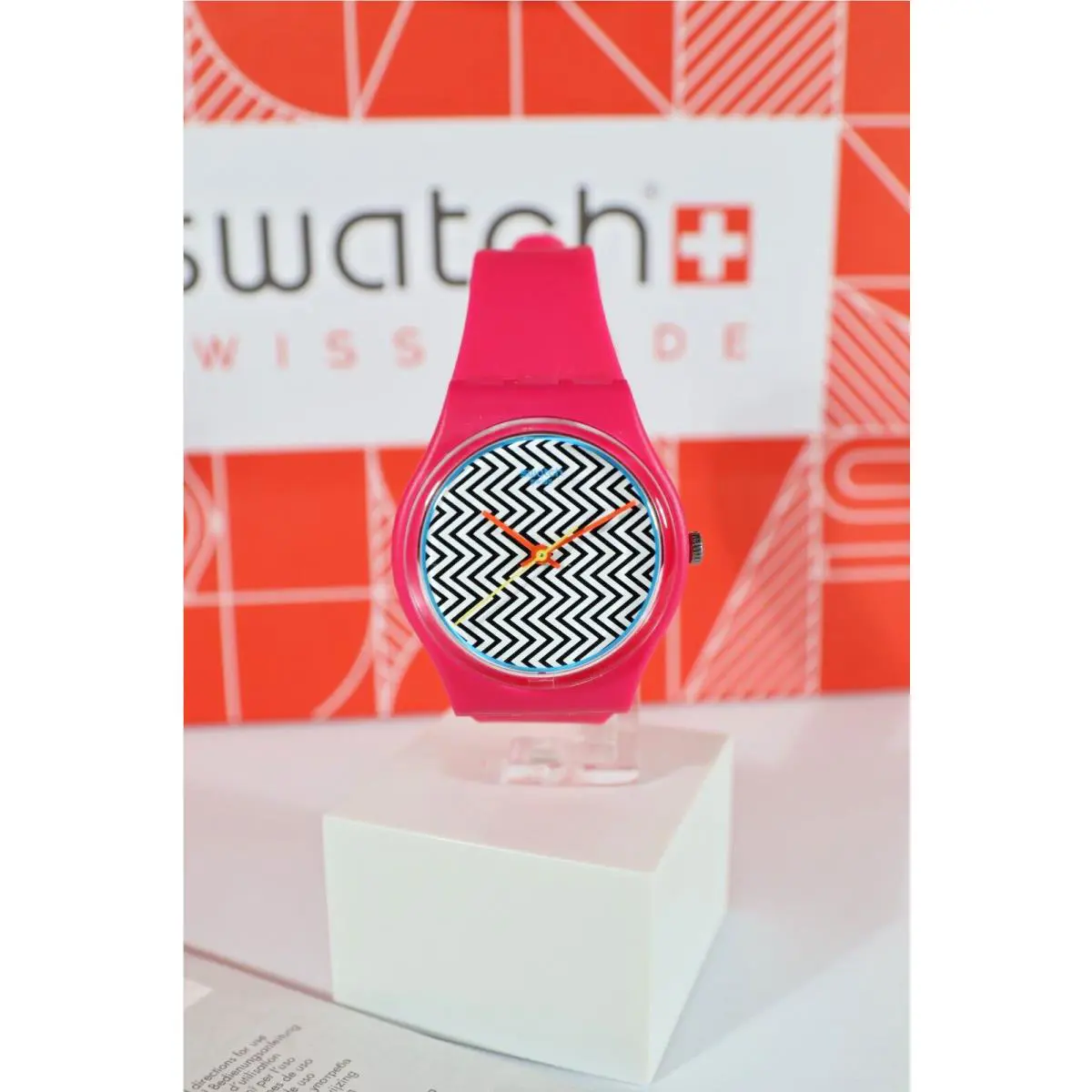 Limited Swatch Women`s Originals GP142 Pink Silicone Swiss Quartz Watch 34M