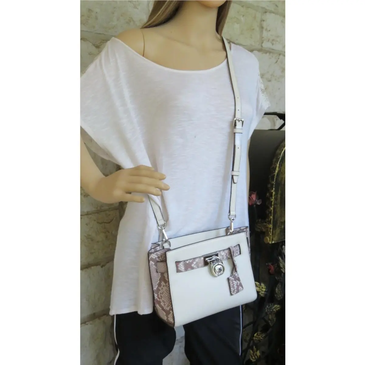 Unique SM Michael Kors Hamilton Messenger White/snake Ecru Lock Key