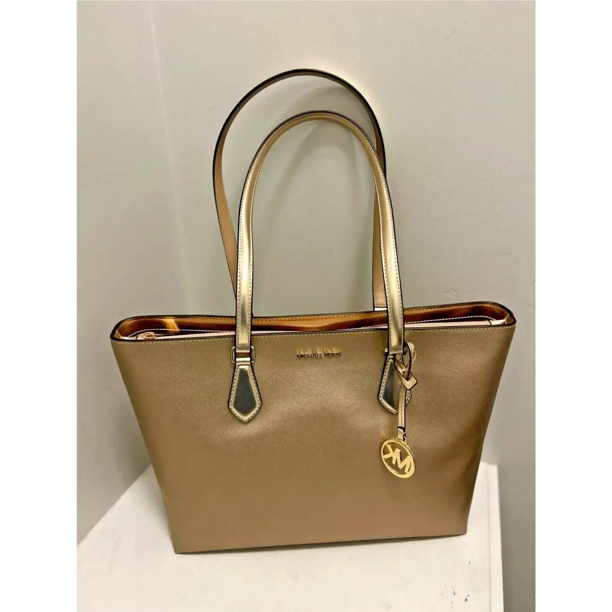 Sheila Women Ladies Large Fashion Shoulder Tote Bag Handbag Purse PALE GOLD by Michael Kors