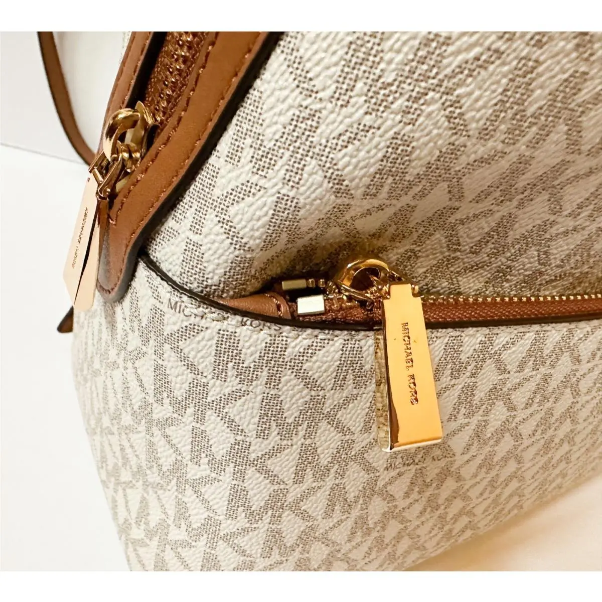 Michael Kors  bag  - MICHAEL KORS VALERIE - VALERIE - 30F2G9VB2B - MK Brown, Handle/Strap: Multicolor, Hardware: Gold, Silver