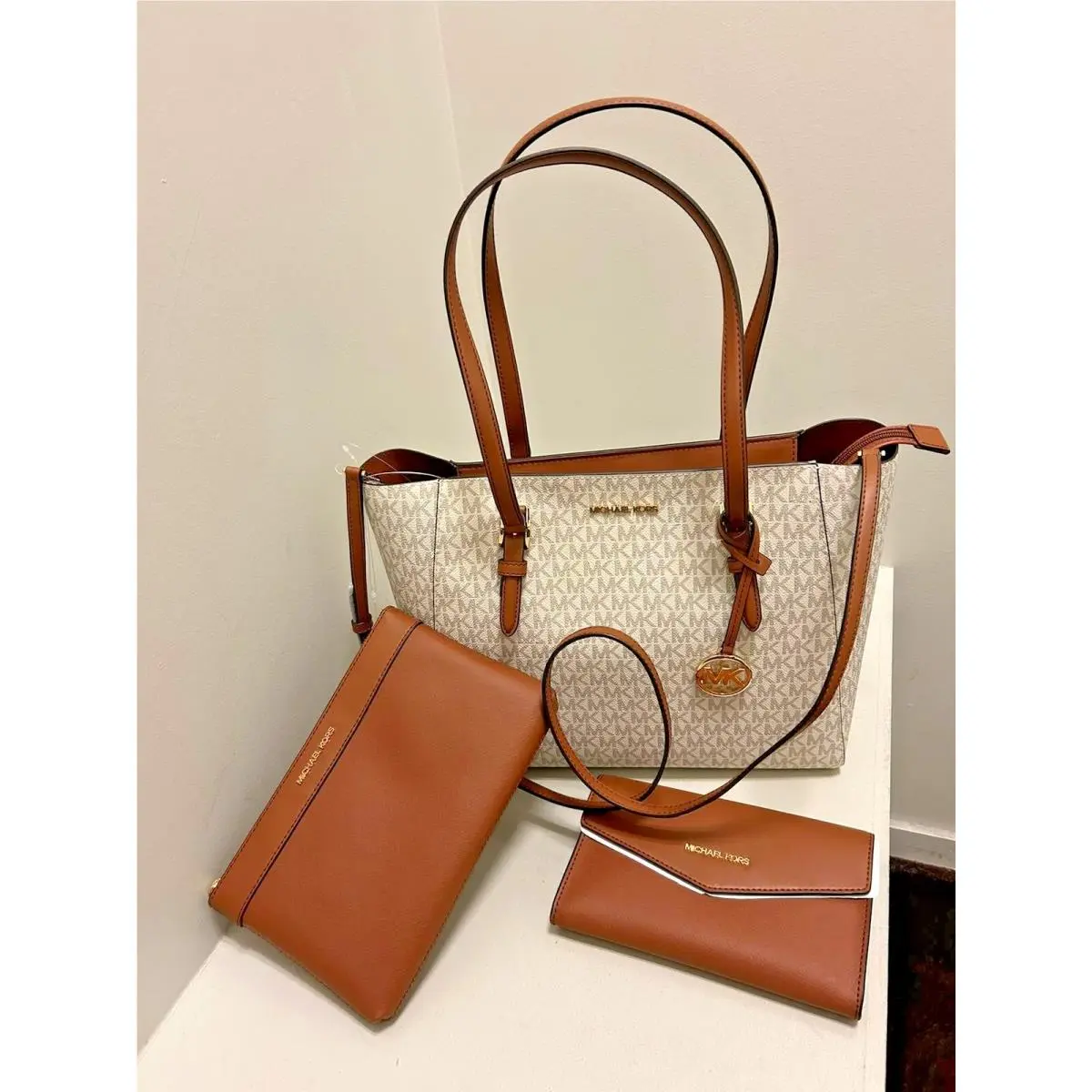 Lady Large Leather or Pvc 3-in-1 Tote Crossbody Handbag Bag Purse VANILLA MK by Michael Kors