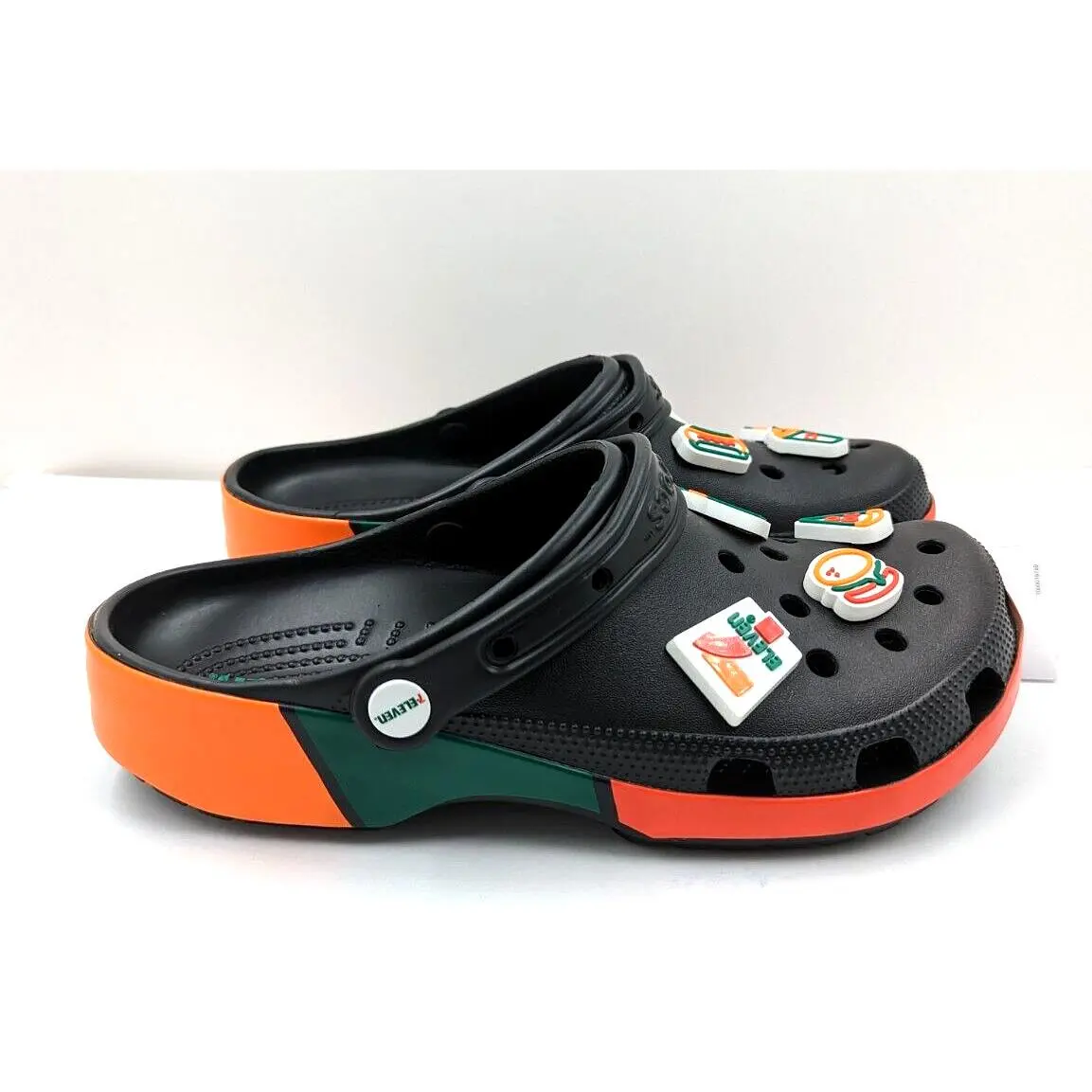 Crocs shoes - 7-eleven X Classic Clog - Classic Clog - Black 1