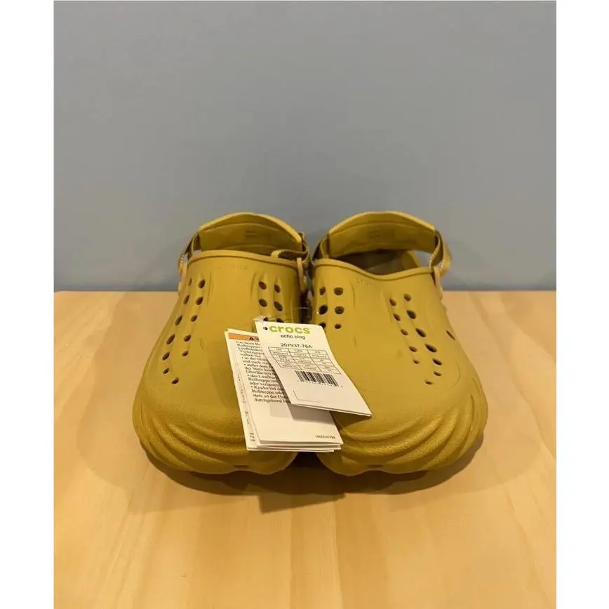 Crocs shoes - Echo Clog - Echo Clog - 207937-76A - Yellow (UPC: 196265198436) 3