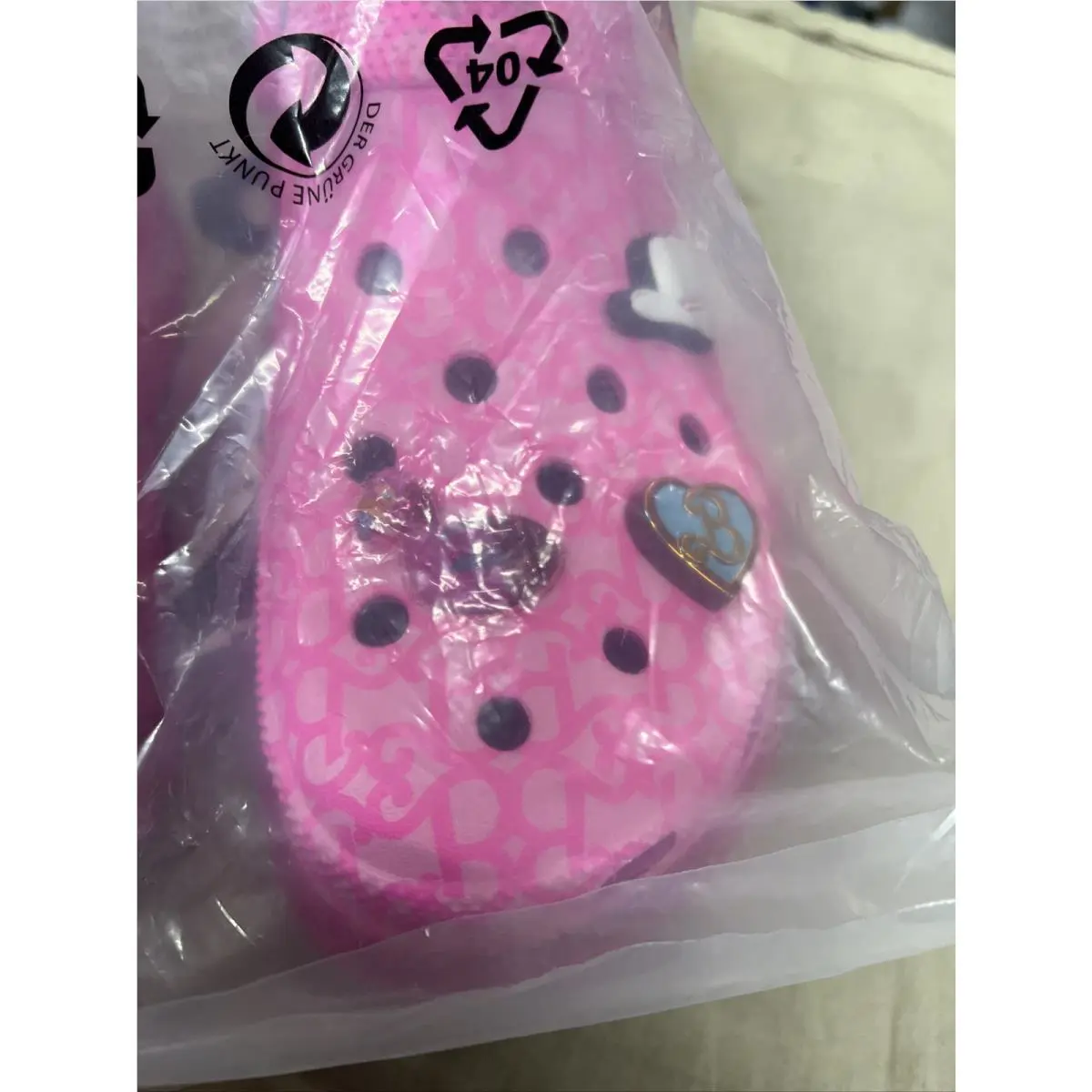 Crocs shoes - Crocs X Barbie Crush - Barbie Crush - Black (UPC: 0196265476756) 6