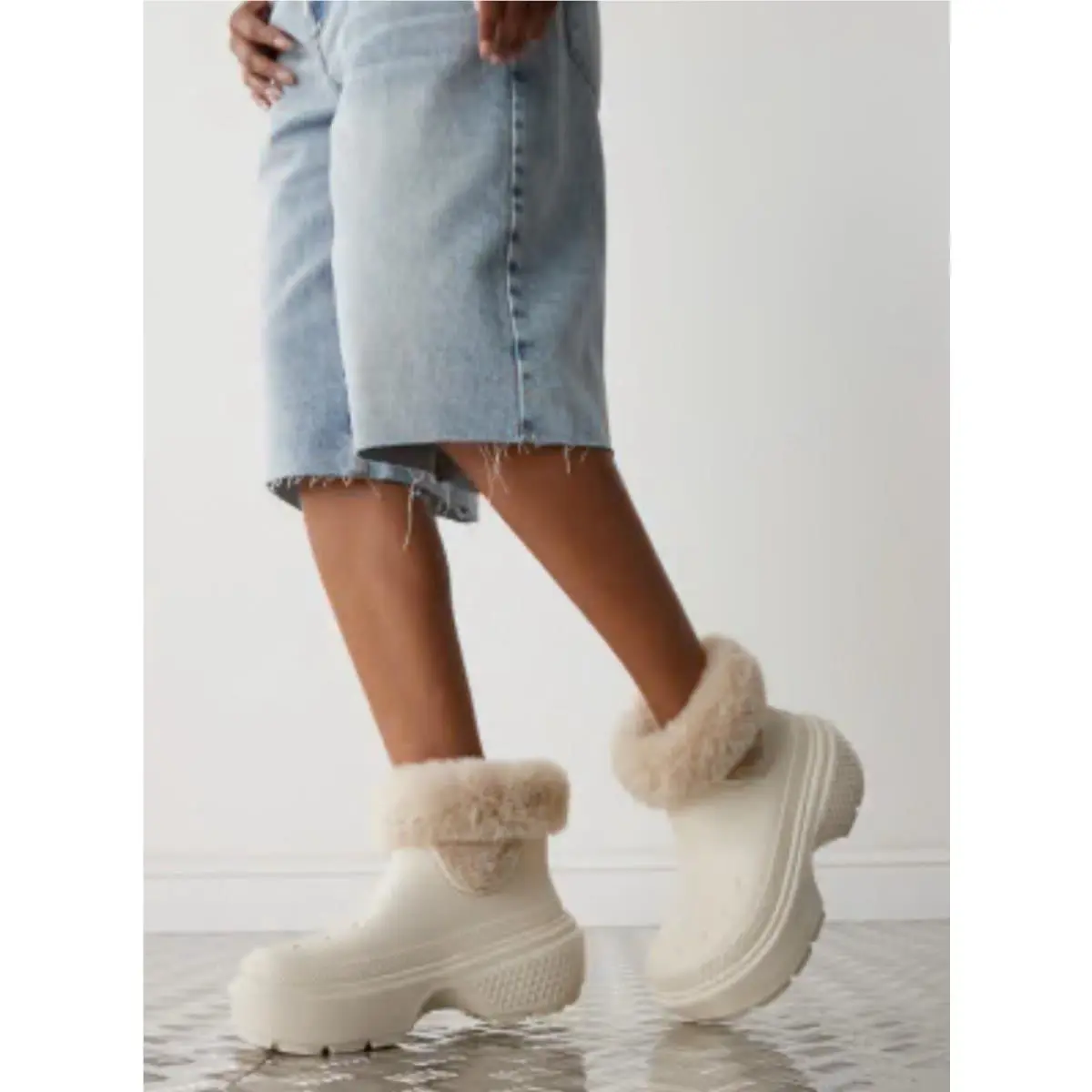 Crocs Stomp Lined Boot M/ 9 W/ 11 Stucco Off White Unisex Cozy Chunky 208718