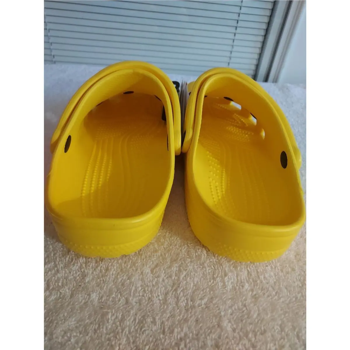 Crocs shoes - CROCS PAC-MAN - Yellow 3